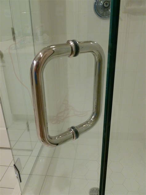 d handle shower door